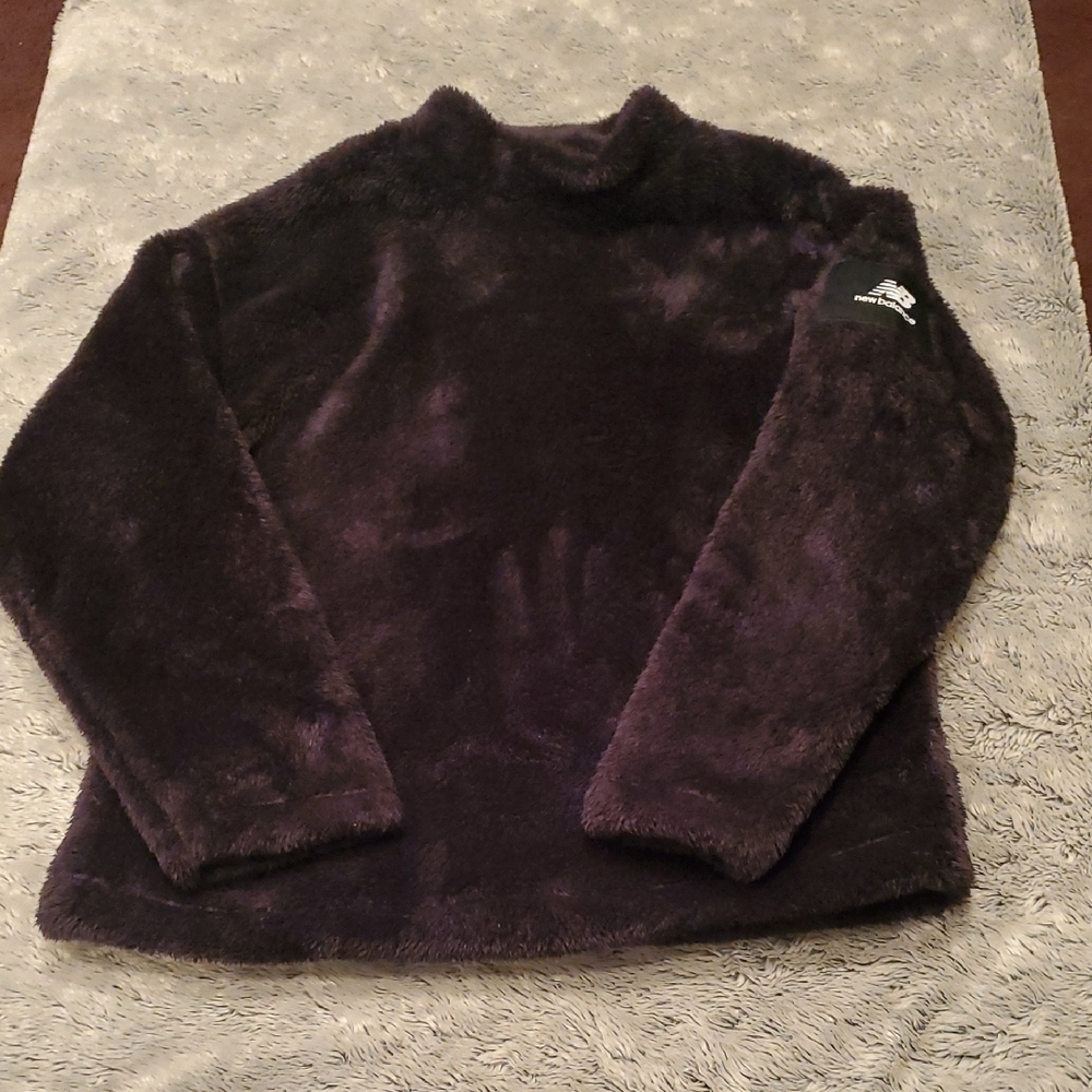 New Balance Cozy Black Fleece Pullover. Size M.